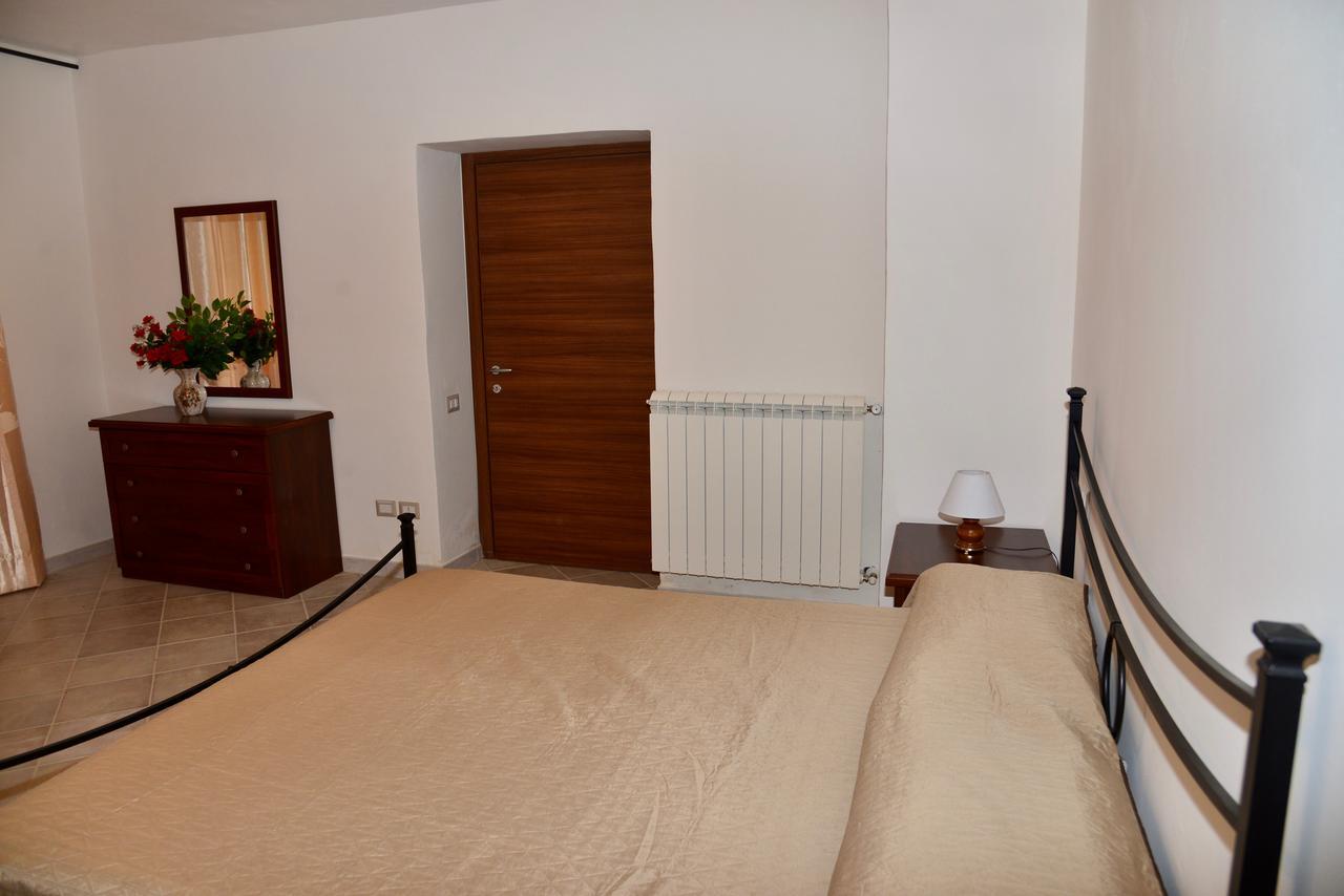 Agriturismo Il Viandante Valfabbrica ภายนอก รูปภาพ