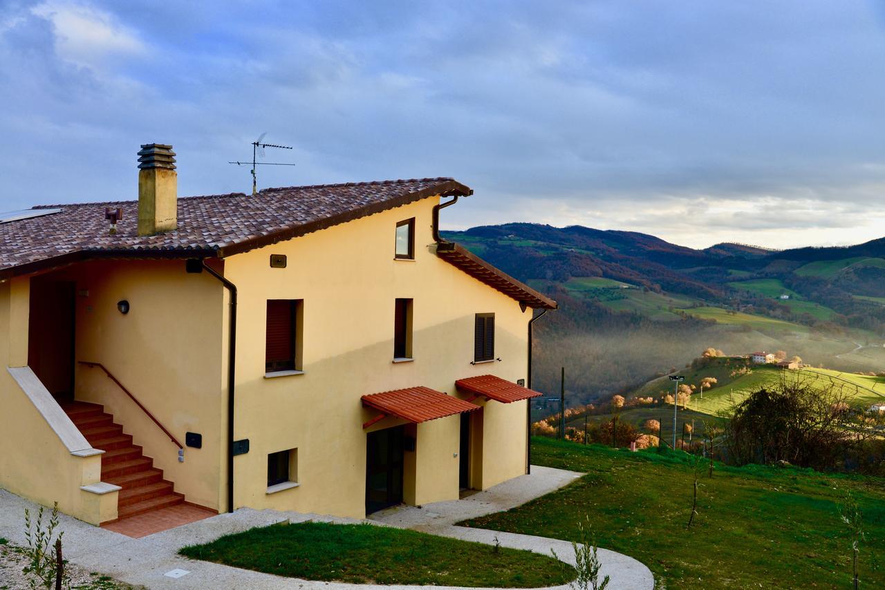 Agriturismo Il Viandante Valfabbrica ภายนอก รูปภาพ